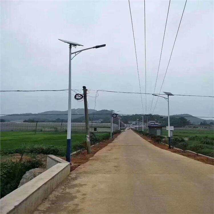 森海啟航太陽能LED路燈高桿燈生產(chǎn)廠家